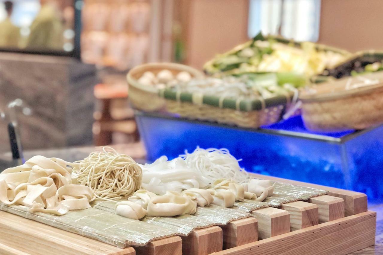 Radisson Hangzhou Qianjiang Extérieur photo