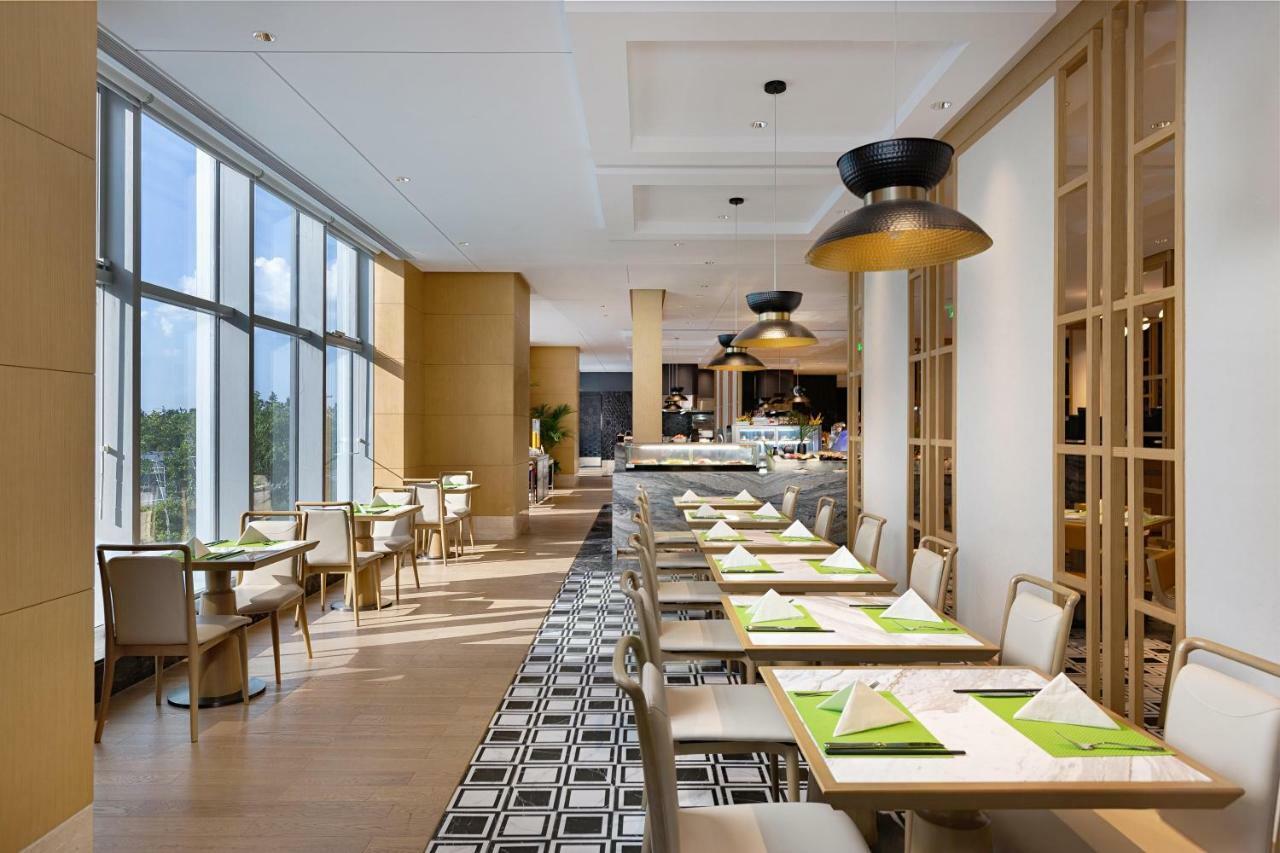 Radisson Hangzhou Qianjiang Extérieur photo